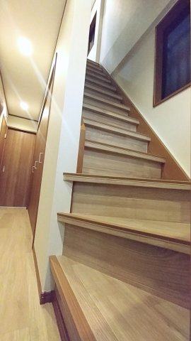 東大阪市長堂２丁目　中古戸建の内装|一階