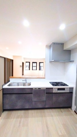 東大阪市長堂２丁目　中古戸建のキッチン