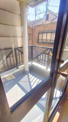 東大阪市長堂２丁目　中古戸建のバルコニー|三階