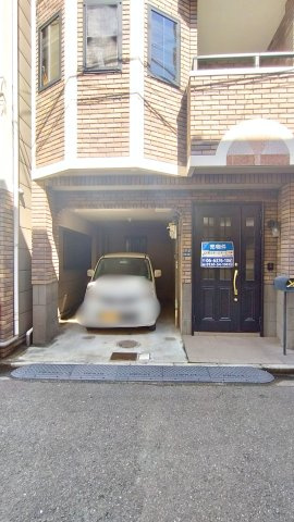 東大阪市長堂２丁目　中古戸建の駐車場