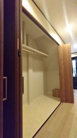 東大阪市長堂２丁目　中古戸建の収納