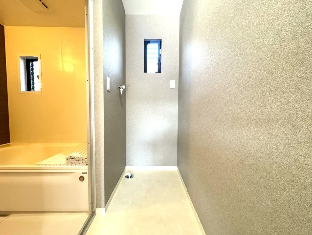 山陽小野田市高千帆2丁目のランドリースペース