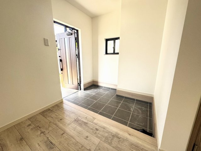 山陽小野田市高千帆2丁目の玄関