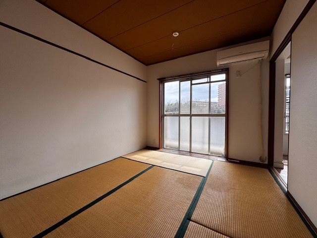 大塚西マンションの和室