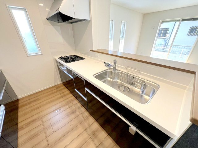 武蔵村山市伊奈平6丁目　新築戸建　全1棟のキッチン