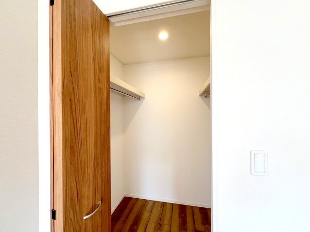 武蔵村山市伊奈平6丁目　新築戸建　全1棟の収納