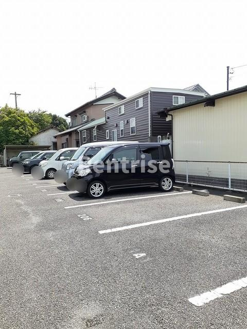 ファミール富士の駐車場|駐車場