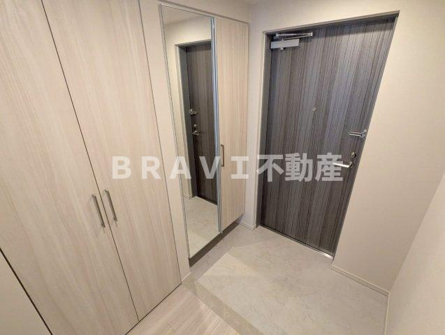 アーバネックス天満橋Frontの玄関