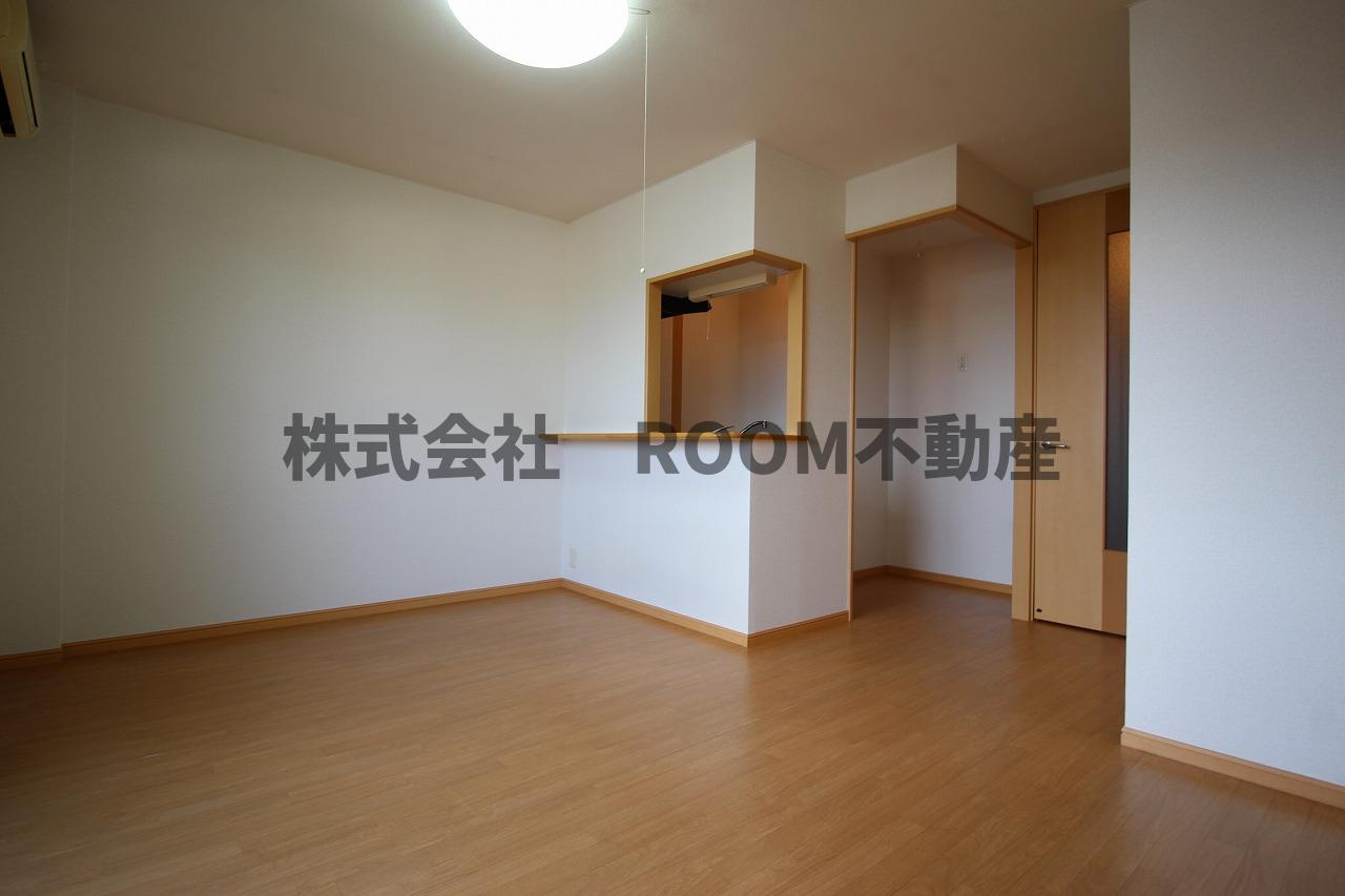 サンタプレイスの洋室|落ち着いた色調の洋室です