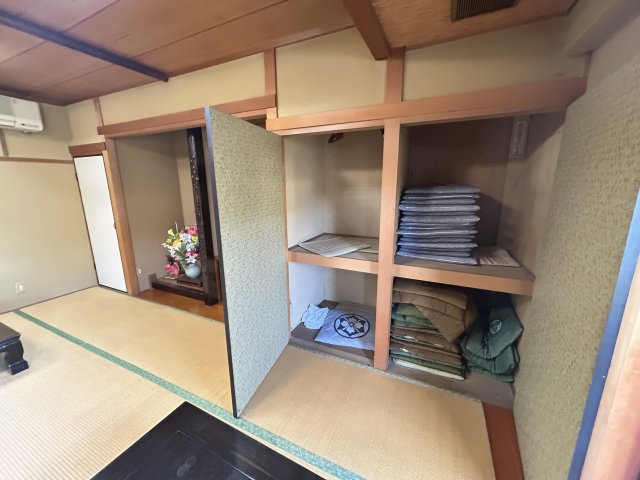 荒尾町外山店舗の収納