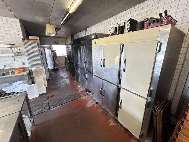 荒尾町外山店舗のその他