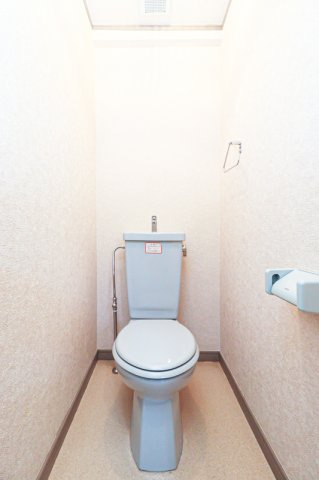 ダイナコート久留米本町のトイレ|ゆったりとした空間のトイレです