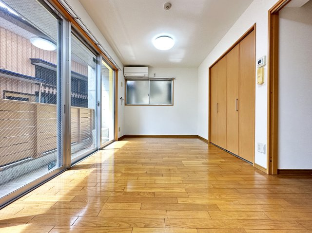 ラ・ヴィスタの居間・リビング