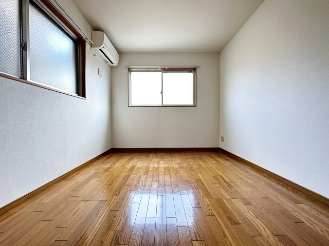 ラ・ヴィスタの洋室