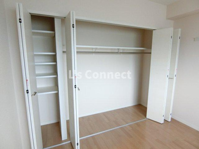 【収納】 | コンフィアンサ | クローゼットでお荷物もすっきり収納。