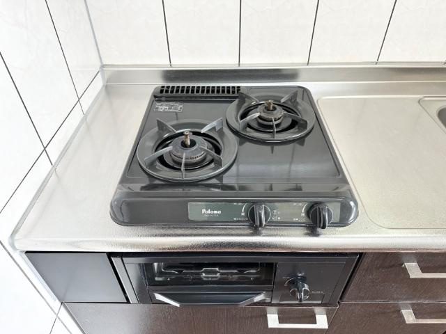 ルミナスハイムのキッチン|2口ガスコンロ