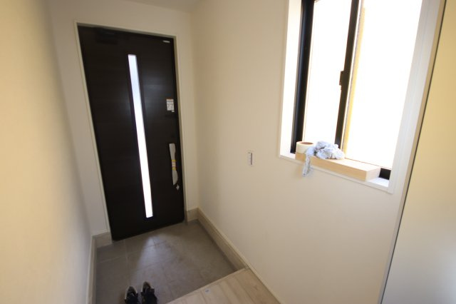 《仲介手数料無料》大宮区堀の内町１丁目476-2新築一戸建てケイアイスタイルの玄関|撮影日 2025年2月20日 12:50 晴れ