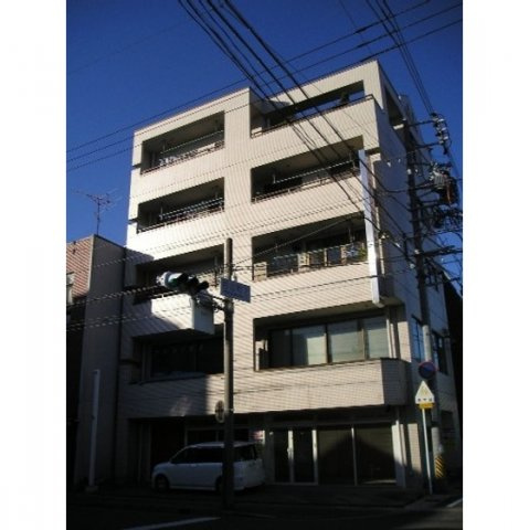 岐阜市白山町１丁目のアパートの外観