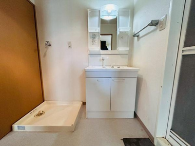 【独立洗面台】 | エバーランドシティ新泉北５番館　中古マンション