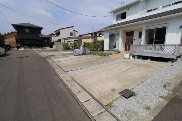 宮崎市大字島之内　中古戸建の駐車場