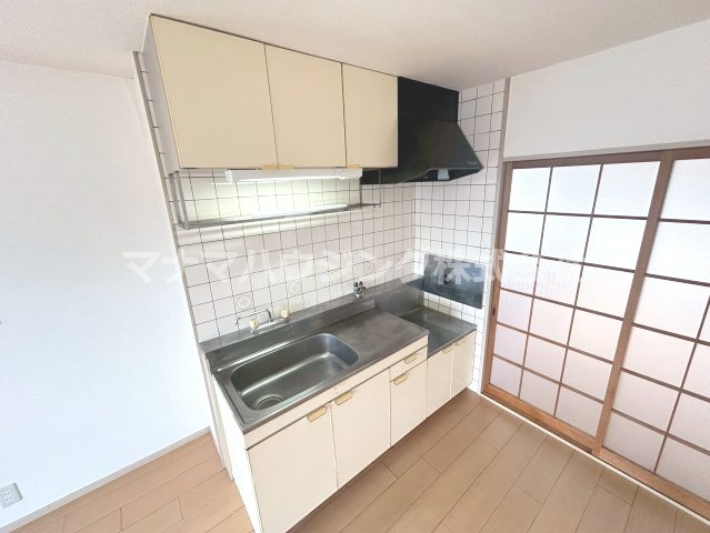 メルヴェール昆陽のキッチン