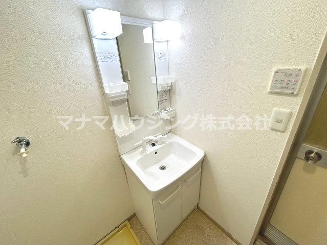 メルヴェール昆陽の洗面所