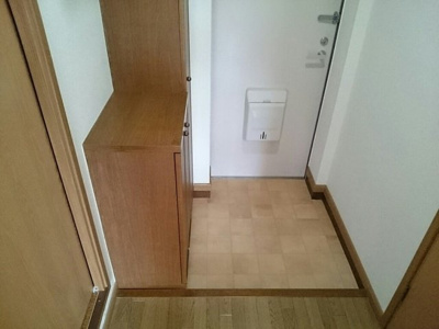 【玄関】 | ルミエールＣ