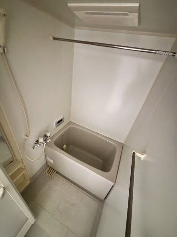 ディベルティ観音寺新町の浴室