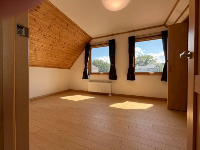 中古住宅　新得町西3条南7丁目の洋室