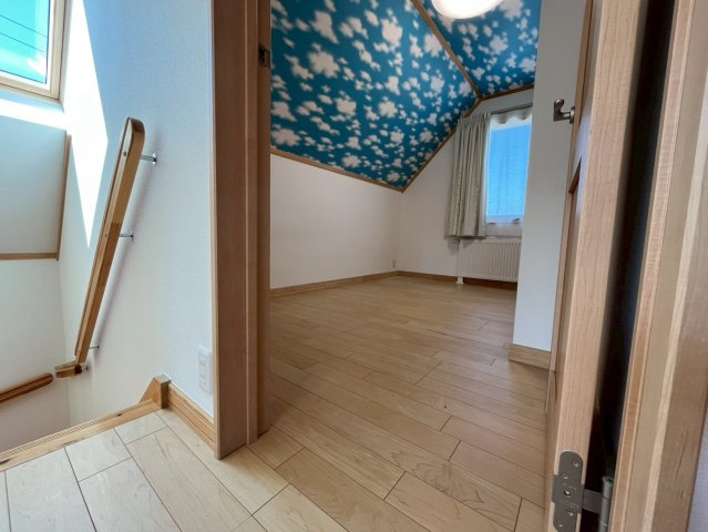 中古住宅　新得町西3条南7丁目の洋室