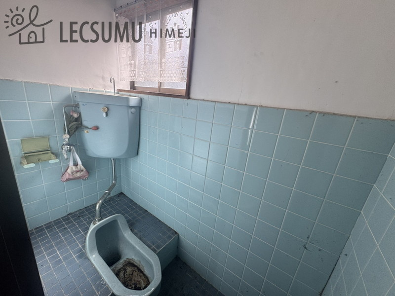 姫路市安富町長野/倉庫のトイレ