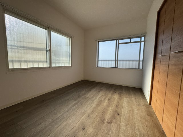 やすいコーポの洋室