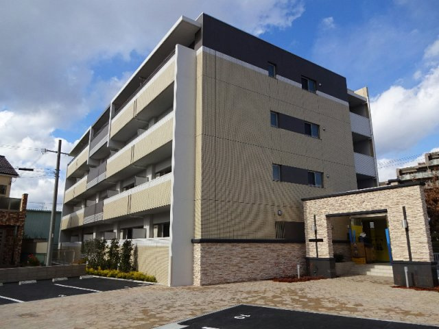 berry blue高槻の外観