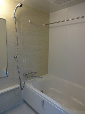 berry blue高槻の浴室