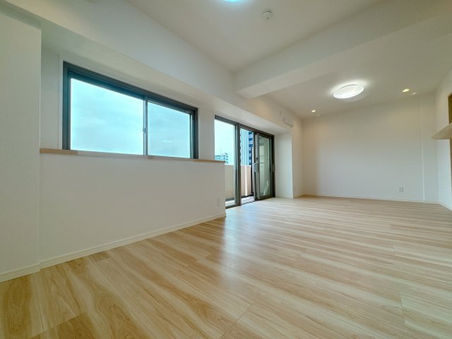 【洋室】 | ロワールマンション福間☆仲介手数料無料☆ | どんな家具を、どう配置するか。照明は？この一枚に好きなイメージをどうぞ描いてください。