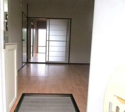 【玄関】 | ウグイスハイツ