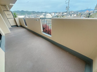 【バルコニー】 | ベルヴィ香椎壱番館☆仲介手数料無料☆ | バルコニーは日当たりが一番！それでいうならこの物件は大合格です。