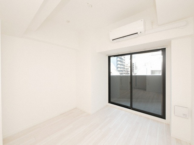 S-RESIDENCE堺筋本町Unoの洋室