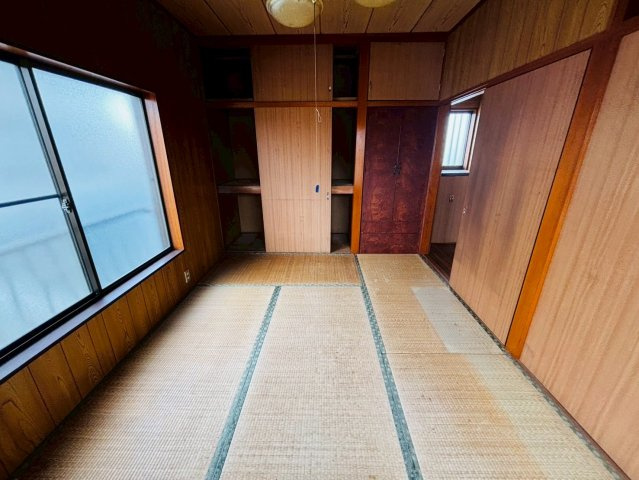 北葛飾郡杉戸町　空き家　中古物件の和室|二階