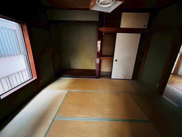 北葛飾郡杉戸町　空き家　中古物件の和室