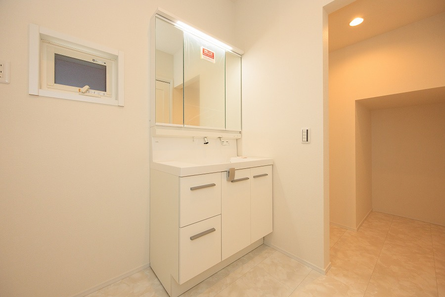 サンコート　若松区東二島１丁目の独立洗面台