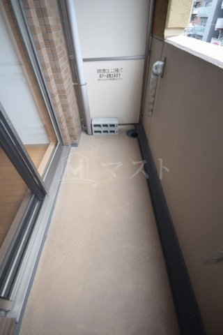 エステムコート梅田天神橋リバーフロントのバルコニー