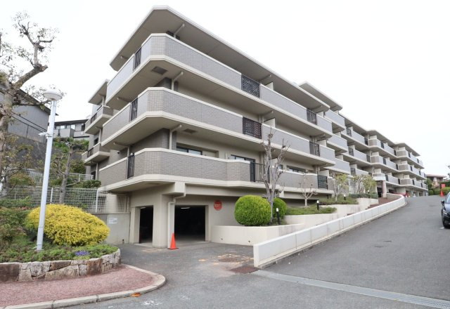 プランヴェール南春日丘の外観