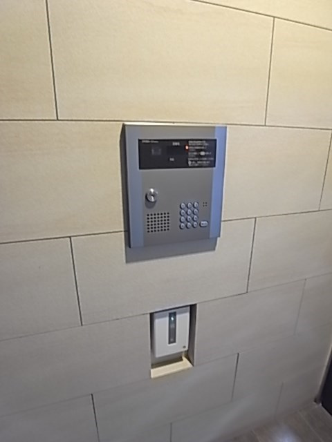 アドレス新神戸の外観