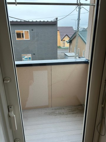 中古住宅　帯広市西13条北8丁目のバルコニー