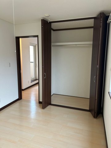 中古住宅　帯広市西13条北8丁目の収納