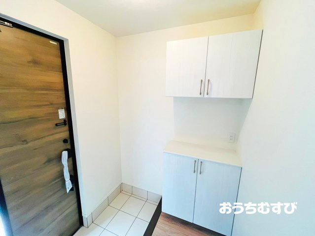 名東区高針4丁目(残1棟)の玄関