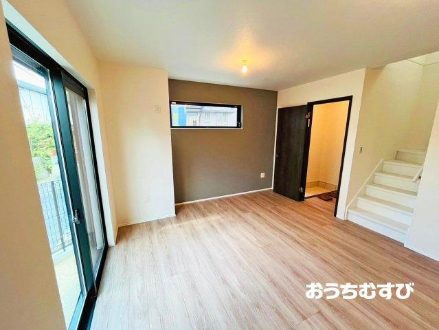 名東区高針4丁目(残1棟)の居間・リビング