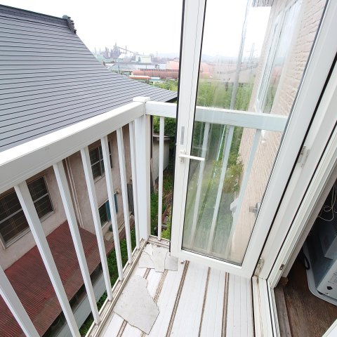 ドリームハウスのバルコニー