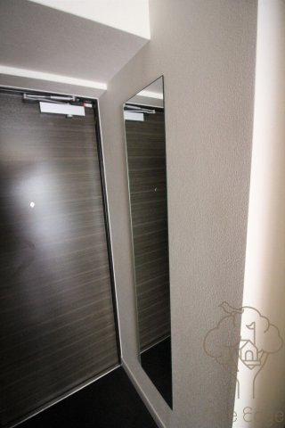 プレサンス梅田北ディアの玄関